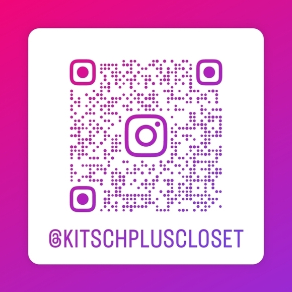 Follow me on IG and keep in touch! - Picture 1 of 1